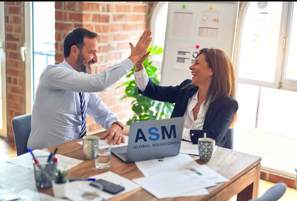 Equipo corporativo de ASM Global Soluciones